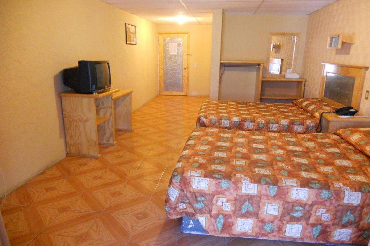 Hotel Plaza El Dorado Pachuca Екстериор снимка